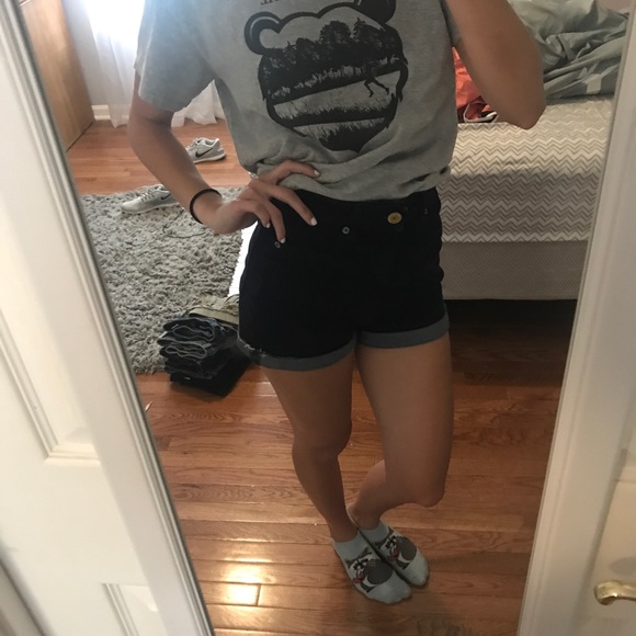 American Eagle Outfitters Pants - AEO HIGH RISE SHORTS